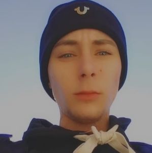 Meet your Posher, Kyle